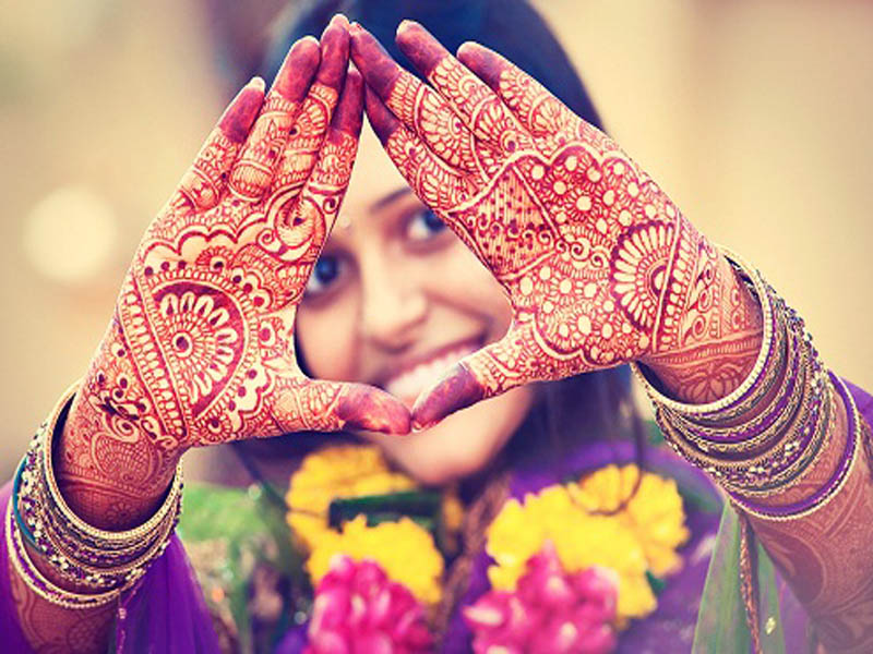 specialus ramzan mehendi dizainas