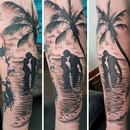 Romantik Palmiye Ağacı Dövmesi