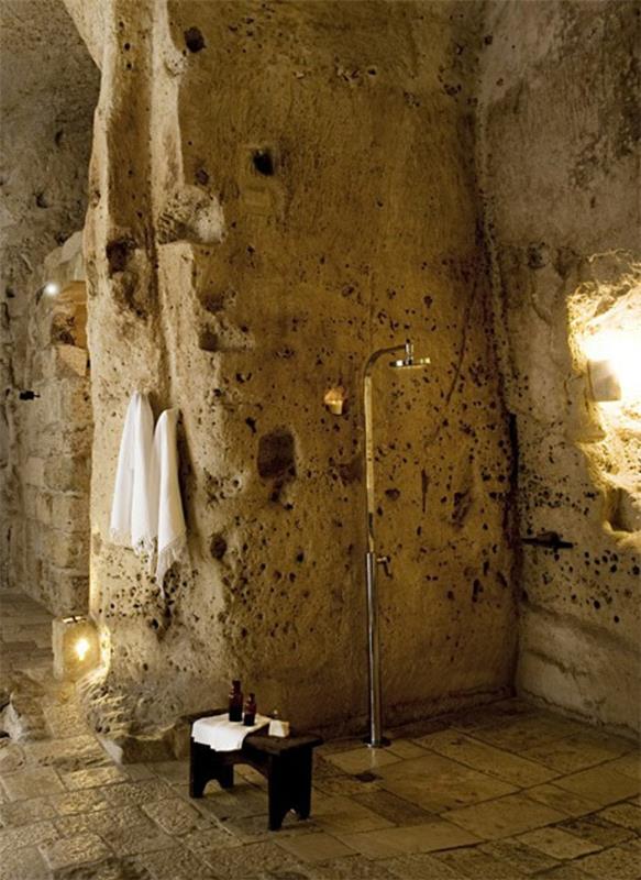 όνειρο μπάνιου χρώμιο ντους τοίχους από φυσική πέτρα