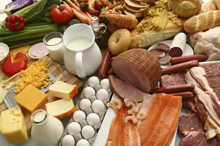 τρόφιμα που συνδυάζουν διατροφή υγιεινά φρέσκα φρούτα φρούτα λαχανικά γαλακτοκομικά προϊόντα τυρί αυγά ψάρια