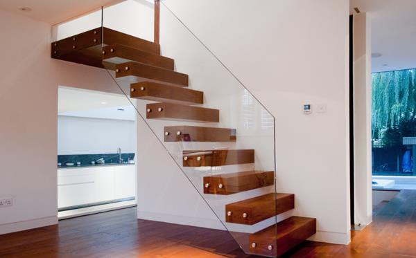 σκάλες γυαλί χοντρό ξύλινα βήματα banister siller