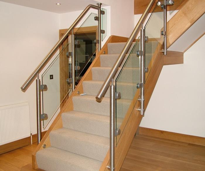 κιγκλίδωμα σκάλας γυάλινο χαλί δρομείς σκάλες εσωτερική διακόσμηση ιδέες διαβίωσης
