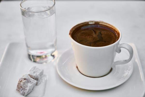 Νόστιμος συνδυασμός τουρκικού καφέ