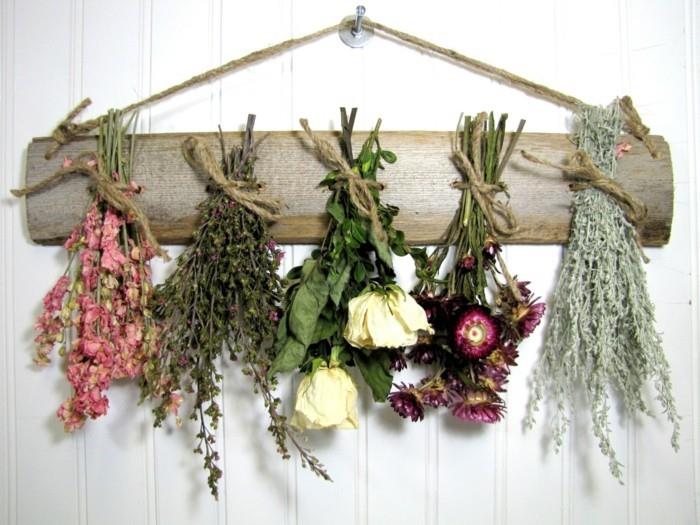 Φτιάξτε μόνοι σας ξερά λουλούδια κρεμασμένα στον τοίχο