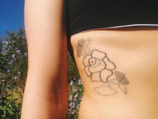 τατουάζ στην κοιλιά ινδικό τατουάζ