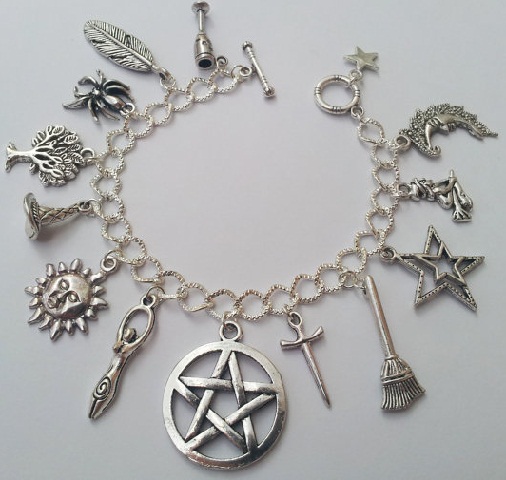 Wiccan Charm Bilezik