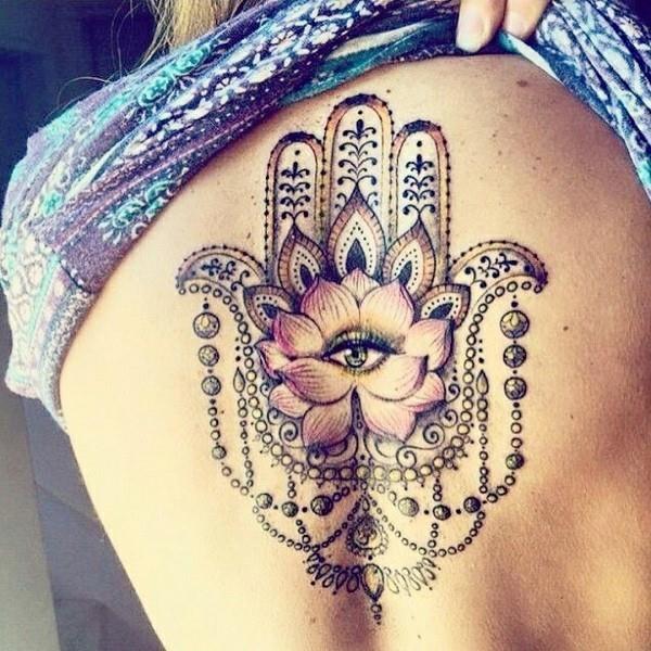 εκπληκτική πλάτη τατουάζ hamsa