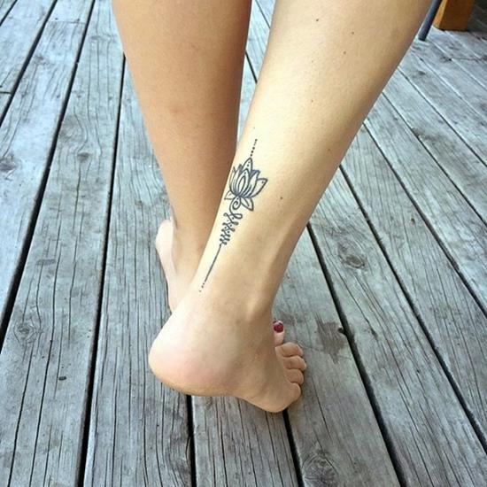 unalome τατουάζ κάτω πόδια ποδιών