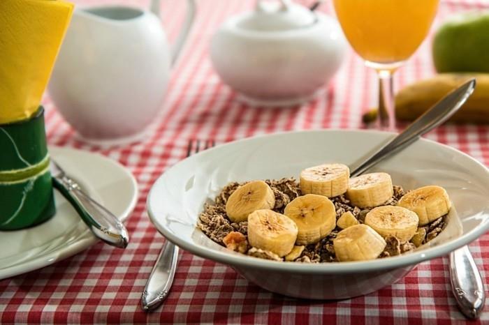 vegan χάνουν βάρος πρωινό υγιεινή μπανάνα πλιγούρι βρώμης
