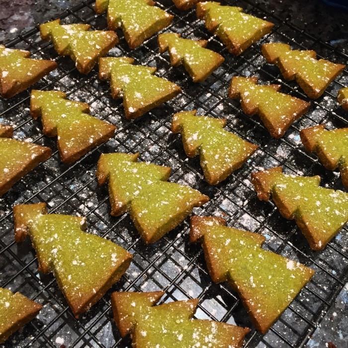vegan ψήνουν απλά μπισκότα έλατο