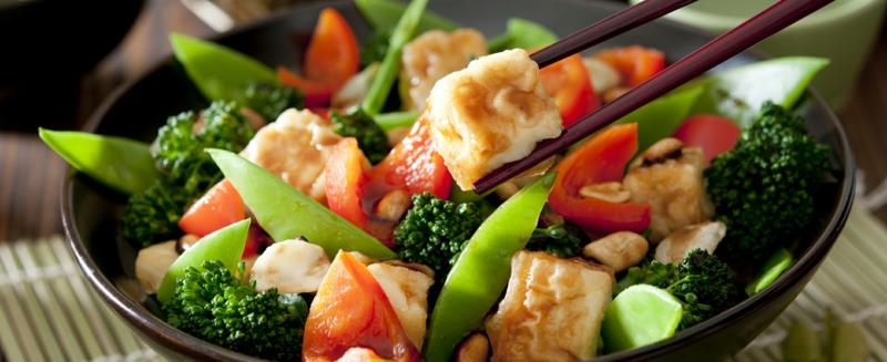 vegan διατροφή υγιεινές σαλάτες και vegan πιάτα