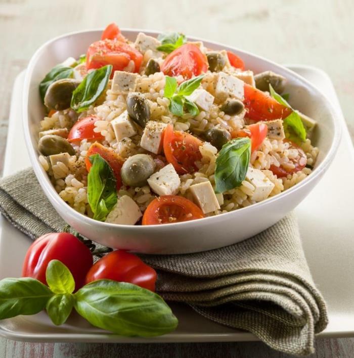 vegan συνταγές ριζότο τοφού ντομάτες ελιές βασιλικός