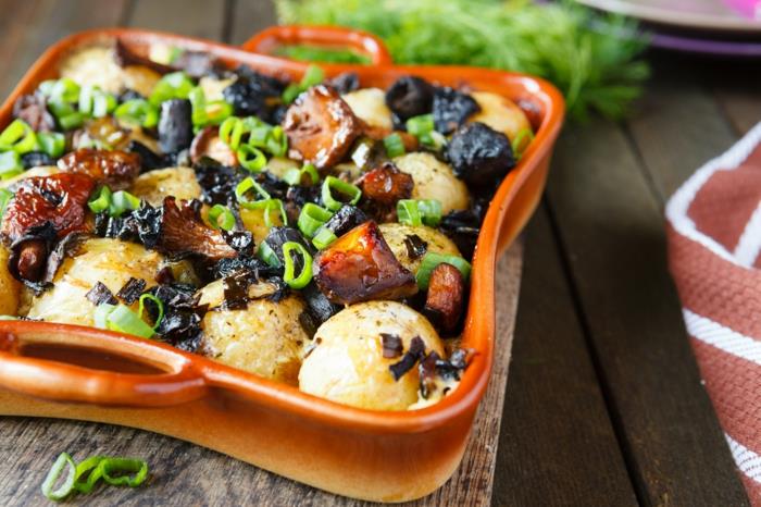 συνταγές vegan φαγητά ψητά μανιτάρια πατάτας φρέσκα κρεμμυδάκια