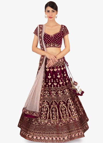 File Ve Kadife Lehenga