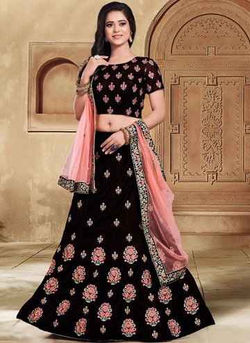 Bordo Kadife Lehenga