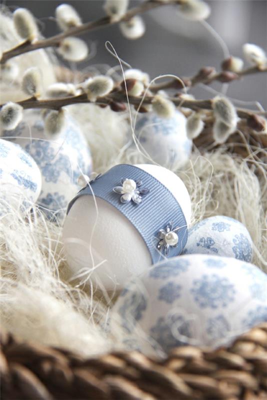 πρωτότυπες ιδέες διακόσμησης για διακοσμήσεις πασχαλινού αυγού σε μπλε χρώμα