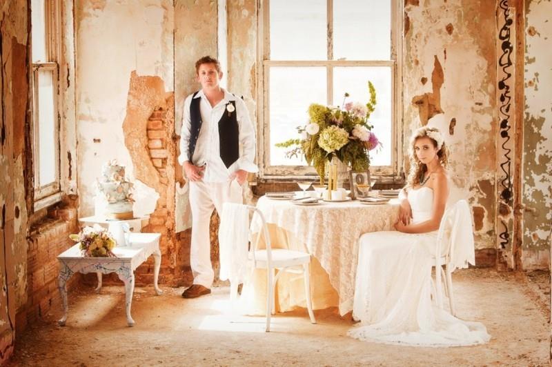 vintage φωτογραφίες γάμου γάμου νύφη και γαμπρός στο τραπέζι του γάμου