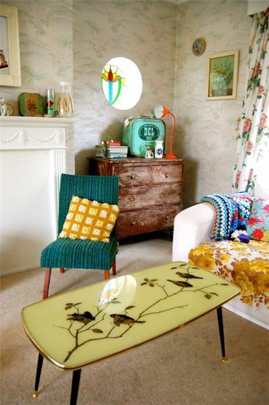 vintage έπιπλα σαλόνι ιδέες διακόσμησης ταπετσαρίες