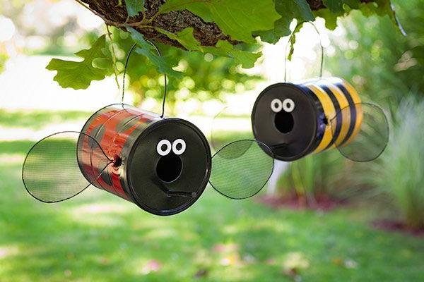 φτιάξτε τις δικές σας μέλισσες φιλικές προς το περιβάλλον από ξύλο πουλιών