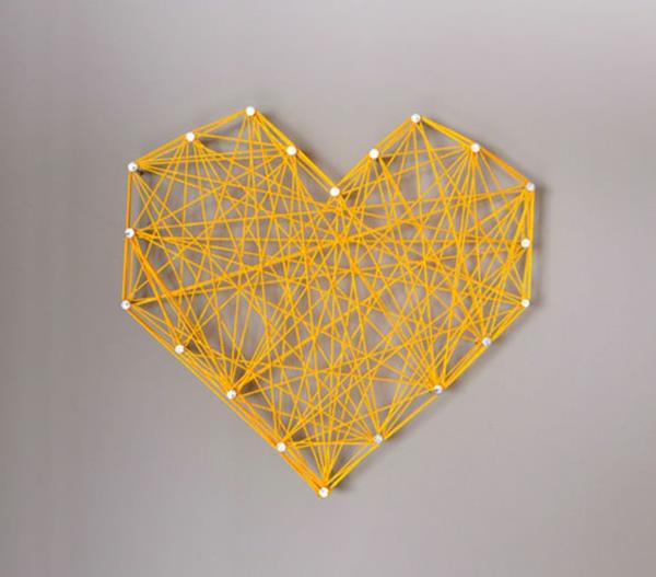 ιδέες διακόσμησης τοίχου - κάντε τον εαυτό σας κίτρινη καρδιά