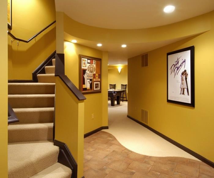 χρώματα τοίχου 2016 τάση χρώμα χρυσή ώχρα σχεδιασμός τοίχου διάδρομος χωνευτοί λαμπτήρες οροφής
