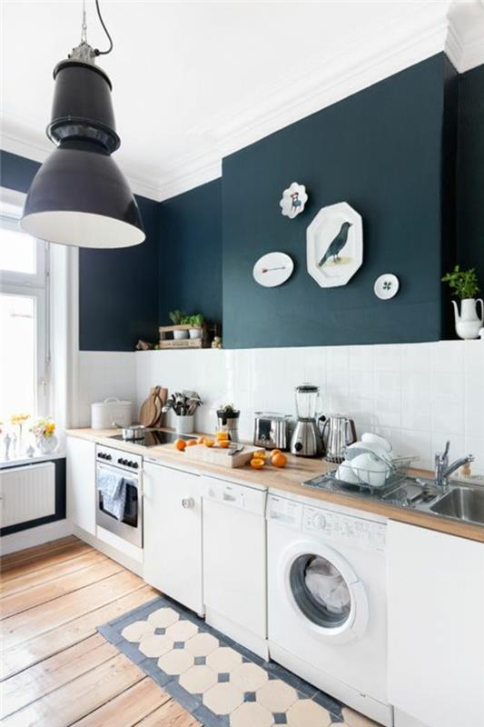 χρώματα τοίχου 2016 τάση χρώματα κουζίνα ανθρακί λευκά πλακάκια τοίχου κρεμαστά φωτιστικά βιομηχανικού στυλ