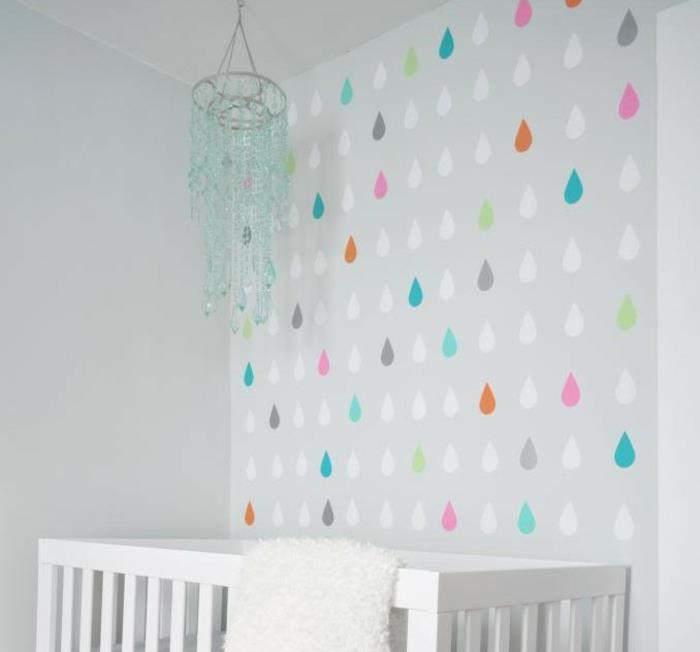 ιδέες σχεδιασμού τοίχου diy διακόσμηση τοίχου πολύχρωμες σταγόνες βροχής βρεφικό κρεβάτι παιδικό δωμάτιο