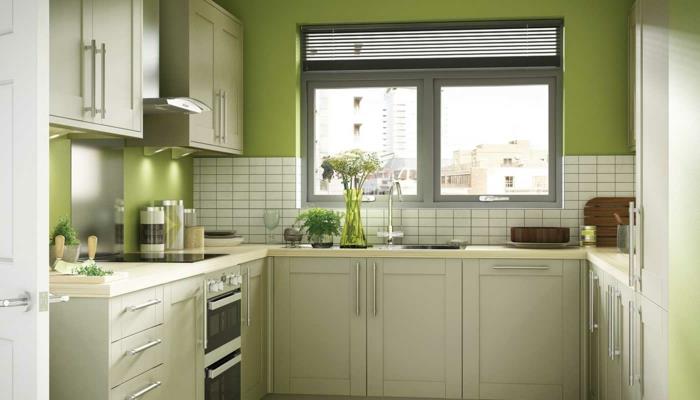 σχεδιασμός τοίχου κουζίνα πράσινο λευκό τοίχο πλακάκια λουλούδια παράθυρο