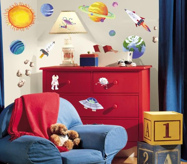 αυτοκόλλητα τοίχου παιδικό δωμάτιο κόκκινο κομμό μπλε καναπέ