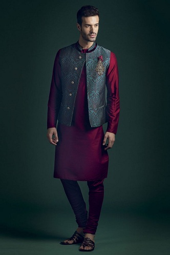 Indo-Vakarų Kurta dizainas