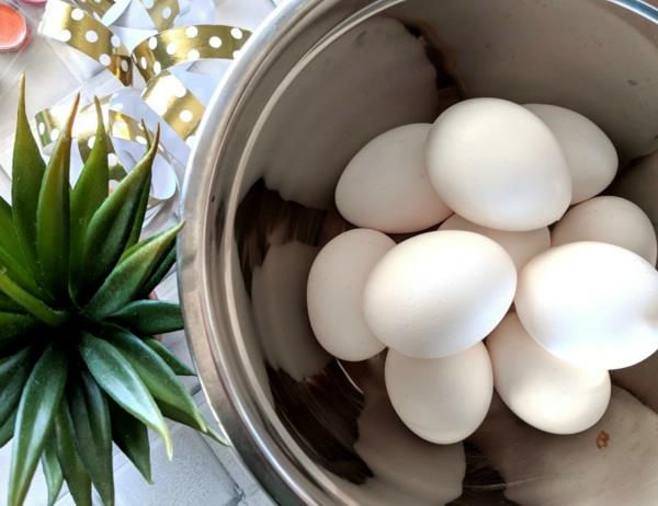 Διογκώστε λευκά αυγά και διακοσμήστε ιδέες Πασχαλινή διακόσμηση
