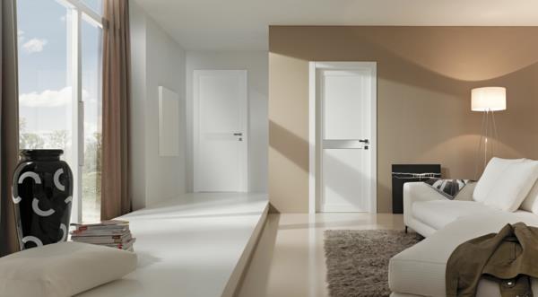 λευκή εσωτερική πόρτα gavisio σχέδιο απλό ξύλινο σαλόνι