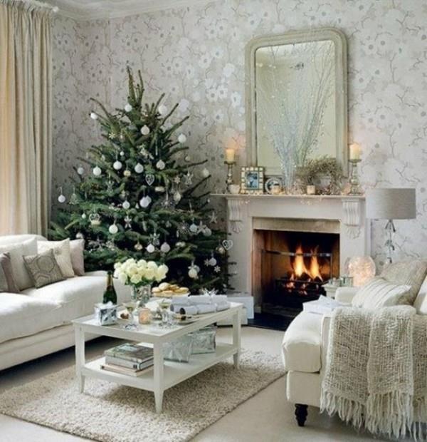 λευκό χριστουγεννιάτικο τζάκι χριστουγεννιάτικη διακόσμηση καθρέφτης