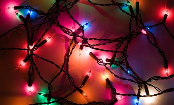 χριστουγεννιάτικο δέντρο φώτα πολύχρωμα νεράιδα φώτα παράδειγμα