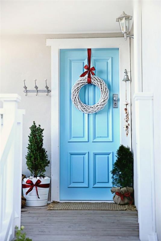 χριστουγεννιάτικη διακόσμηση είσοδος σπιτιού απλή διακόσμηση ιδέες είσοδος