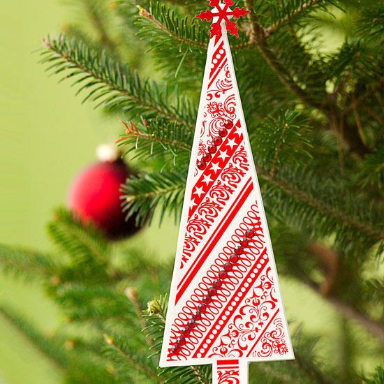χριστουγεννιάτικη διακόσμηση από χαρτί τρίγωνο έλατο κόκκινο