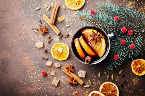 Φτιάξτε τα δικά σας χριστουγεννιάτικα μπαχαρικά ζεστό κρασί