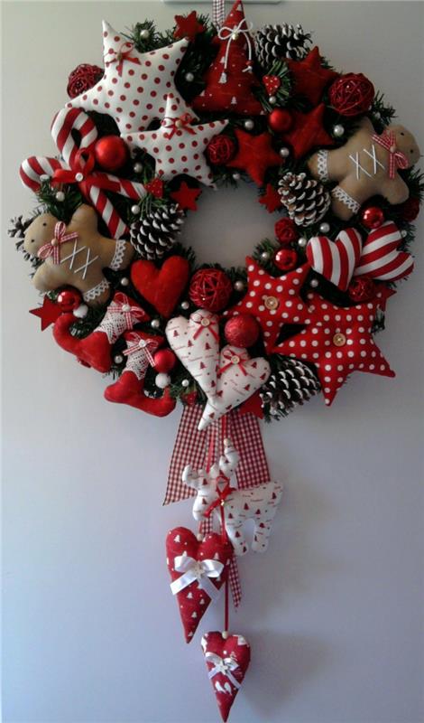 φτιάξτε τα δικά σας χριστουγεννιάτικα στεφάνια diy έργα διακόσμησης καρδιών ράβοντας χριστουγεννιάτικα στολίδια