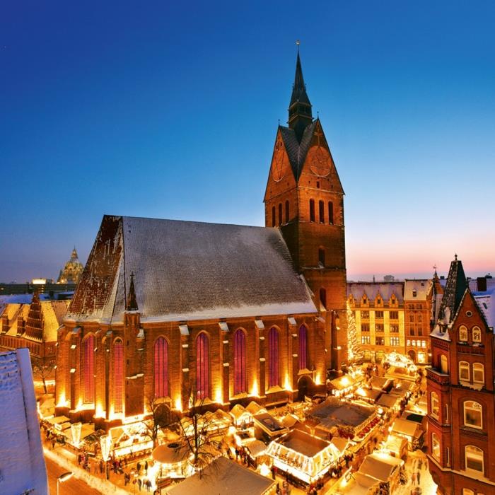 χριστουγεννιάτικη αγορά βιέννη χριστουγεννιάτικα στολίδια όμορφες χριστουγεννιάτικες αγορές hannover marktkirche