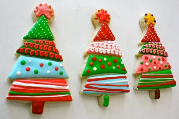 Τα χριστουγεννιάτικα μπισκότα απλώς τακτοποιούν έλατο