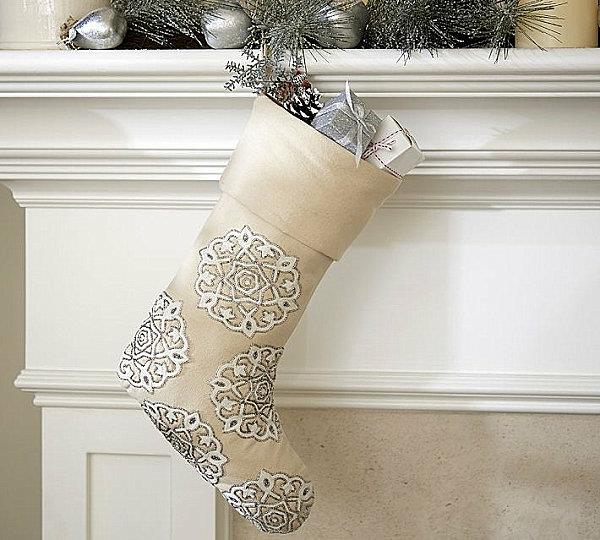 χριστουγεννιάτικες κάλτσες με χρυσό και ασήμι