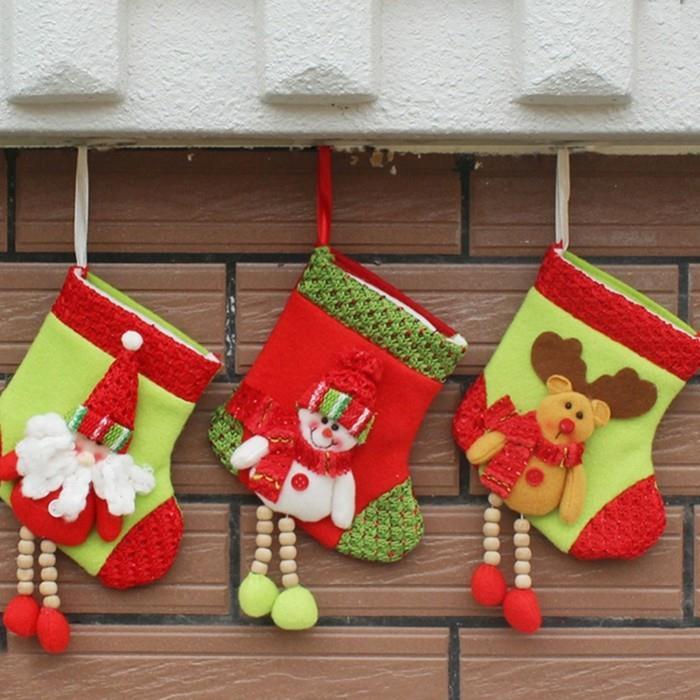 χριστουγεννιάτικα στελέχη κάλτσες φλις χριστουγεννιάτικες ιδέες διακόσμησης