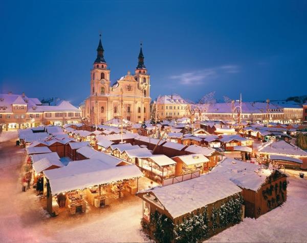 χριστουγεννιάτικες διακοπές στη Γερμανία χριστουγεννιάτικη αγορά χιονιού