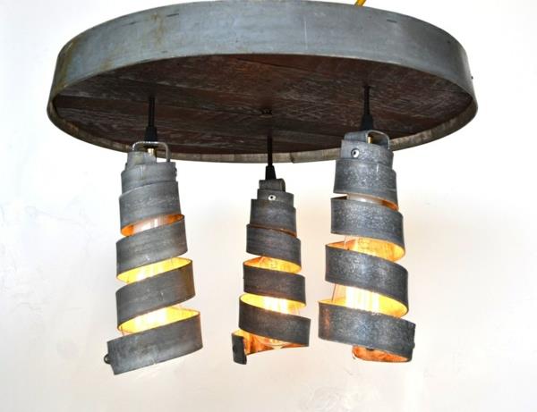 βαρέλι κρασί diy έπιπλα φωτίζουν ξύλινο πολυέλαιο ιδέες χειροτεχνίας βαρελιών