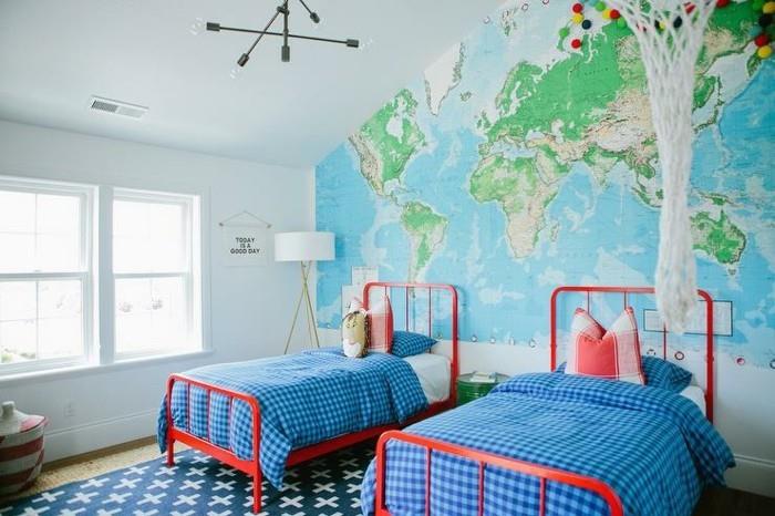 παγκόσμιος χάρτης τοίχος παιδικό δωμάτιο τοιχογραφία ταπετσαρία όμορφα χαλιά κόκκινα κρεβάτια