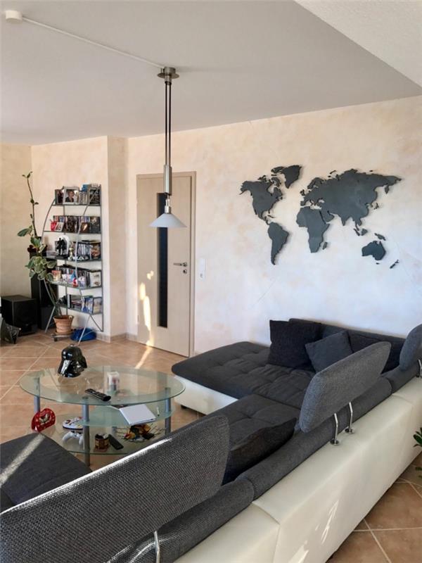 παγκόσμιος χάρτης ιδέες διακόσμησης τοίχου καθιστικού τοίχου γκρι καναπές σαλονιού