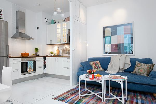 πολύτιμο διαμέρισμα λευκό shabby chic göteborg καναπέ κουζίνα σαλόνι