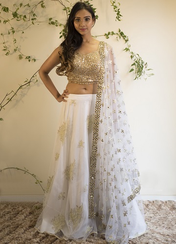 Balta ir auksinė Lehenga