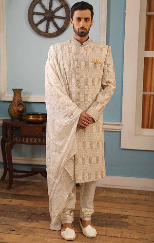 Beyaz Tasarımcı Sherwani