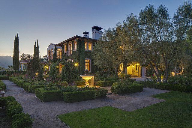 πού ζει η Heidi Klum ζωντανή βίλα αυλή κήπος σχεδιασμός φράκτη πράσινη ζωή